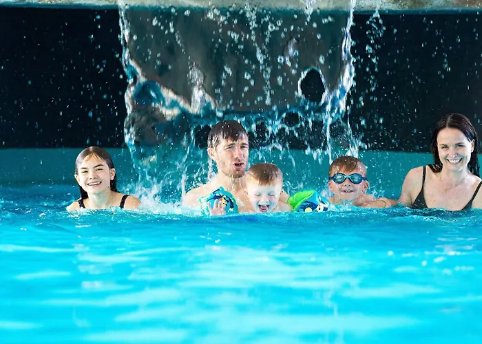 بيت للعطل Cozy 2-person Apartment- Type 8 *